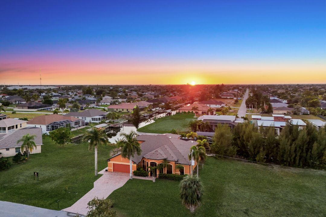 2832 SW 17th Ave, Cape Coral, FL 33914