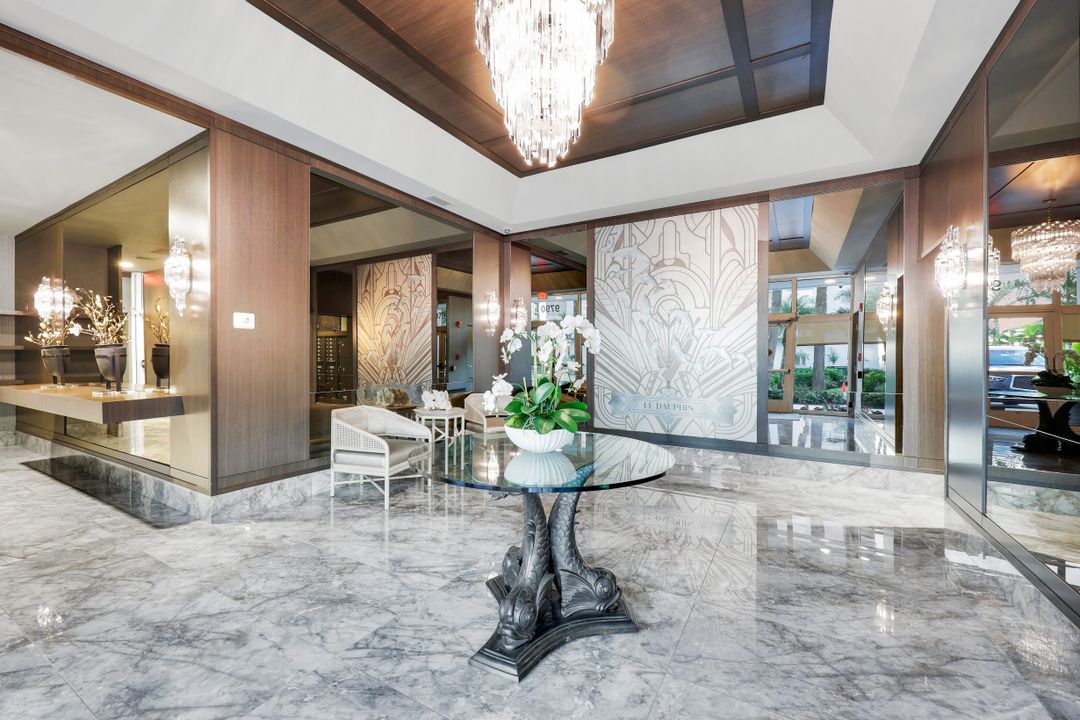 9790 Gulf Shore Dr #505, Naples, FL 34108