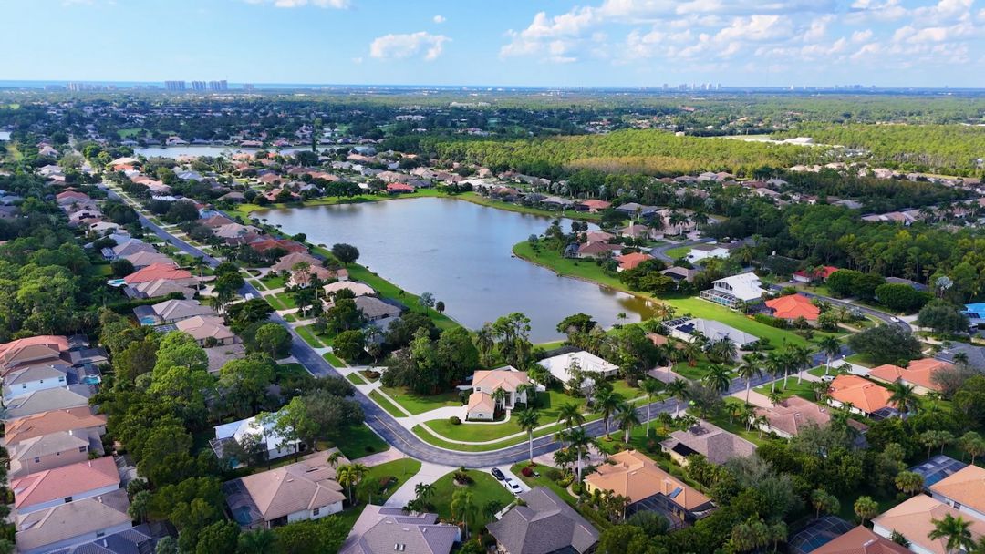 2066 Imperial Cir, Naples, FL 34110