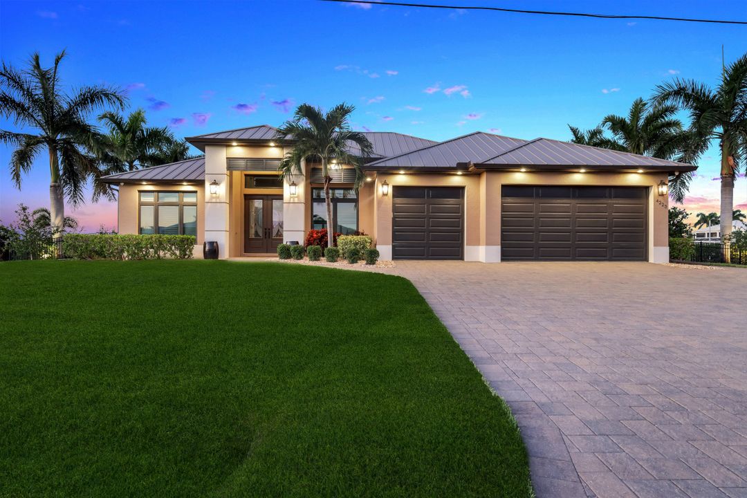 4223 NW 13th St, Cape Coral, FL 33993