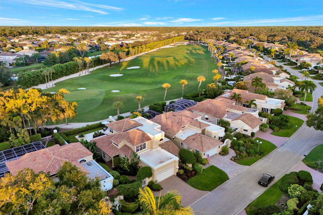 211 Via Napoli, Naples, FL 34105