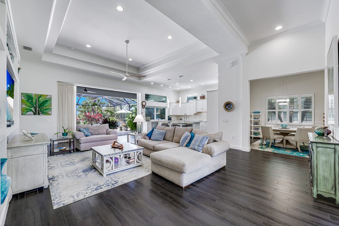 4964 Andros Dr, Naples, FL 34113