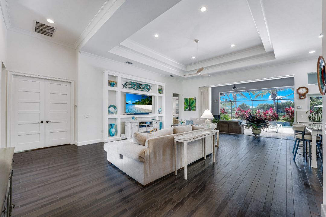 4964 Andros Dr, Naples, FL 34113