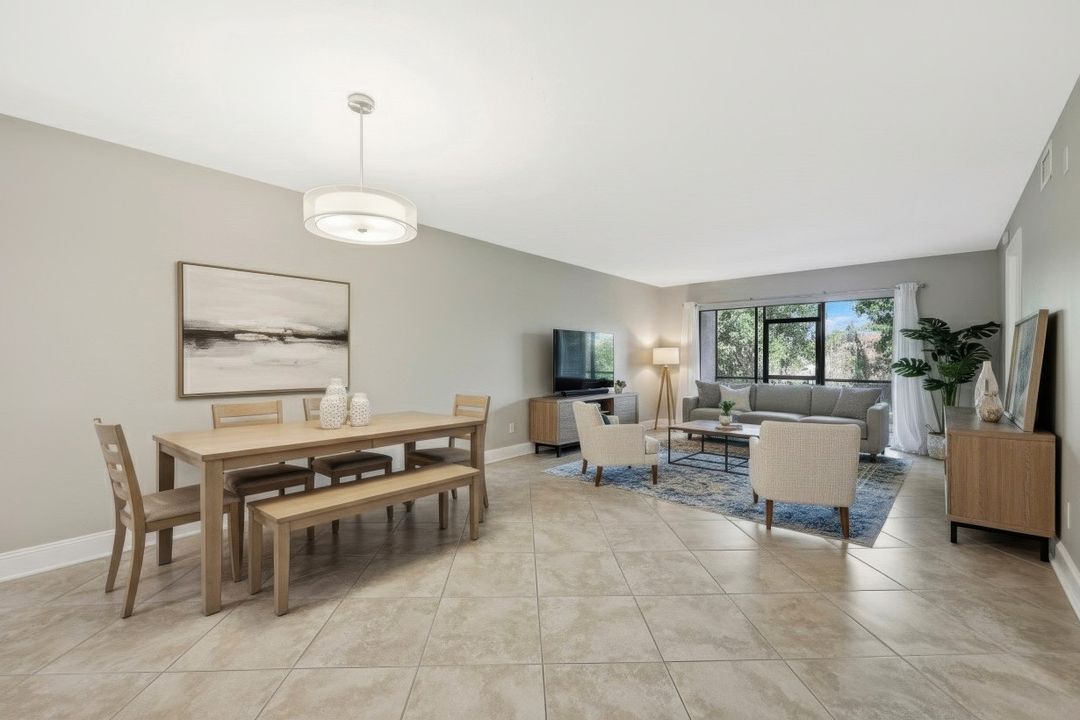 1211 Rosemary Ct #C104, Naples, FL 34103