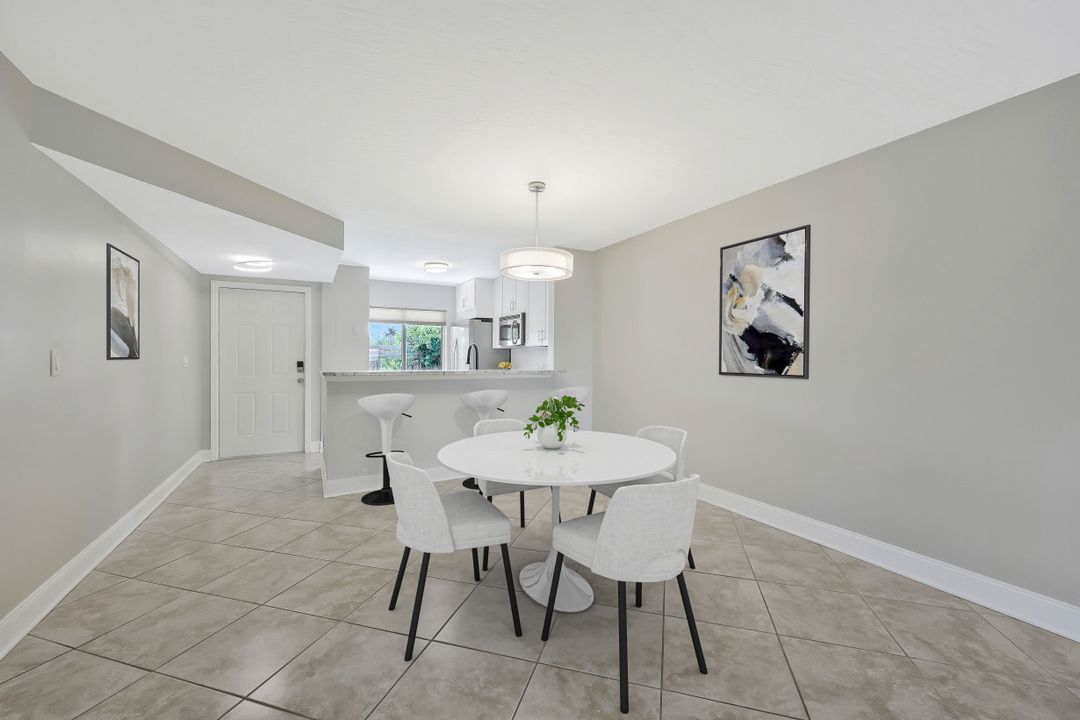 1211 Rosemary Ct #C104, Naples, FL 34103