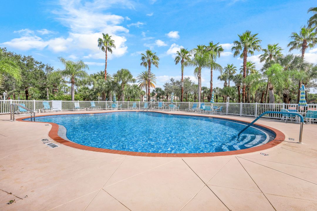 292 Belina Dr #1, Naples, FL 34104