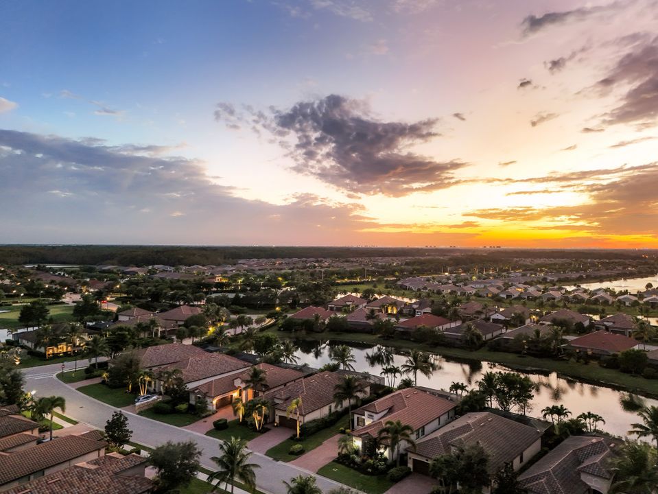 28126 Edenderry Ct, Bonita Springs, FL 34135