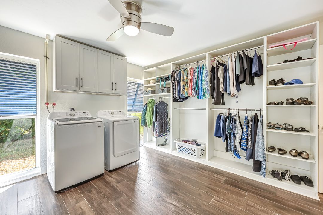 5805 SW 1st Pl, Cape Coral, FL 33914