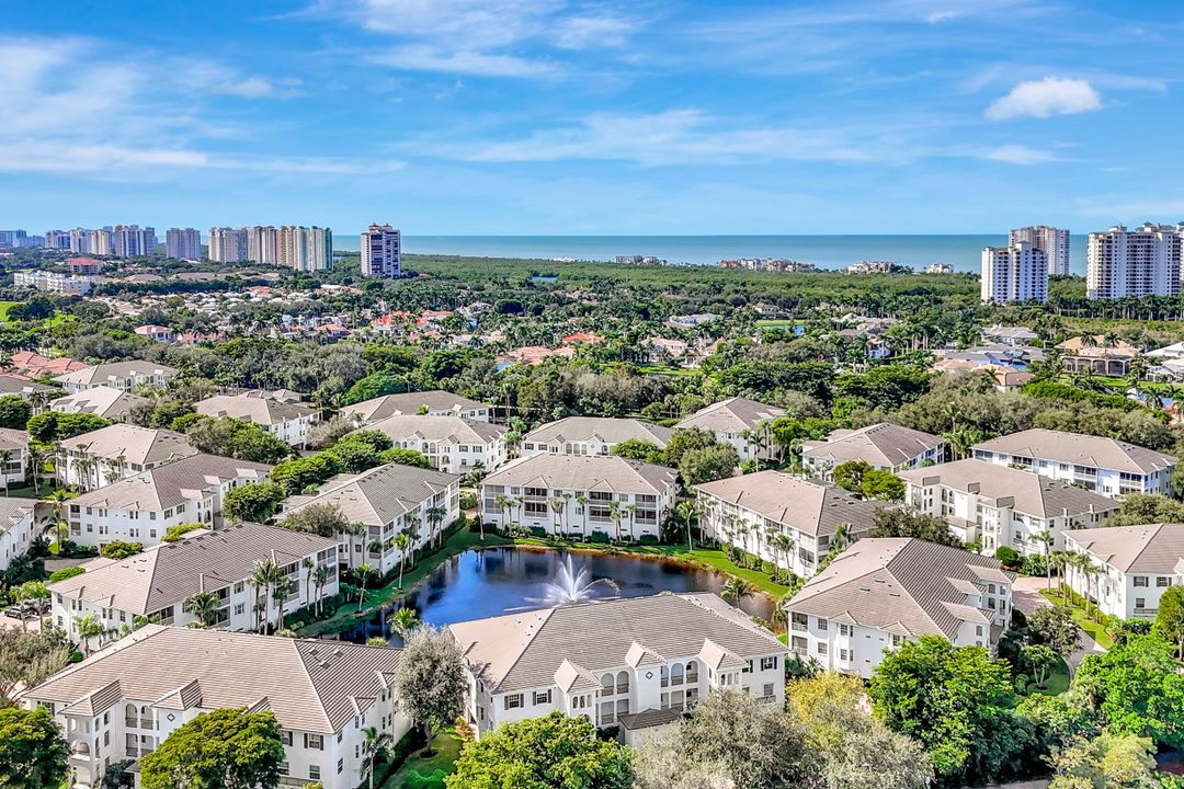 805 Bentwater Cir #101, Naples, FL 34108