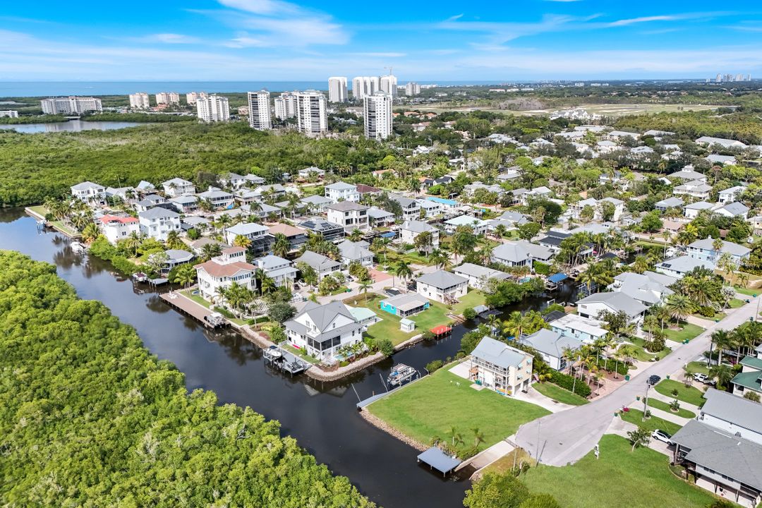 1277 Grand Canal Dr, Naples, FL 34110