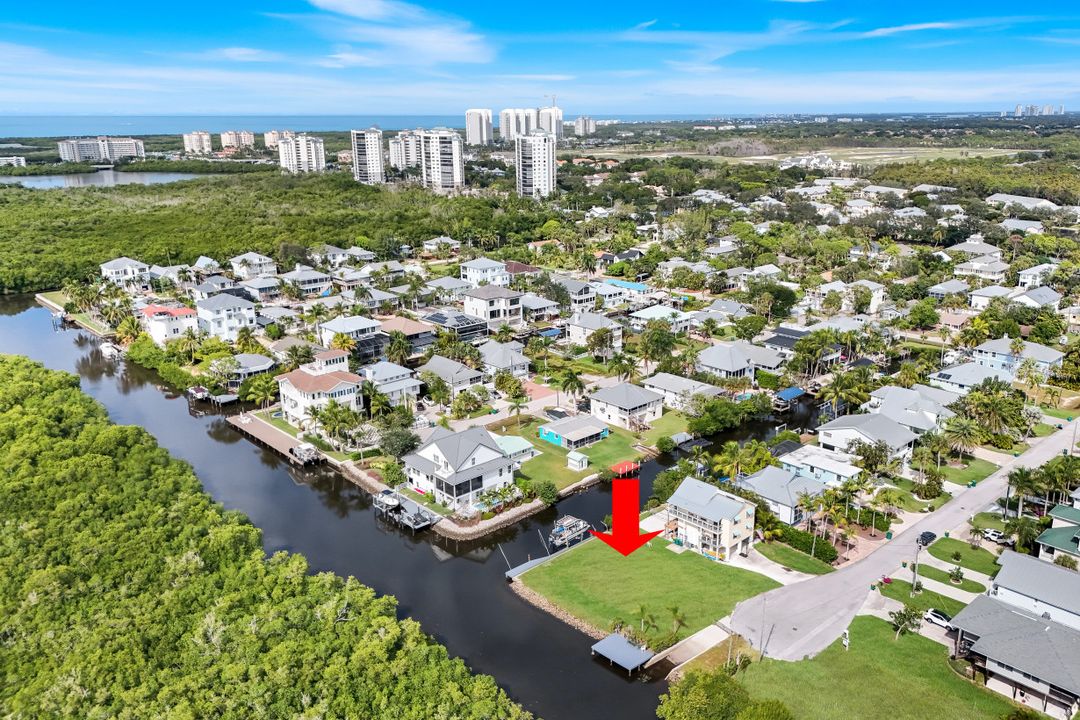 1277 Grand Canal Dr, Naples, FL 34110