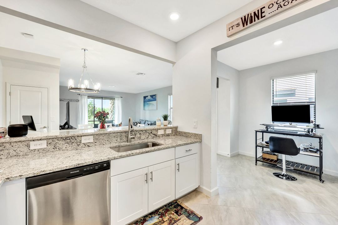 14134 Pine Lodge Ln, Miromar Lakes, FL 33913