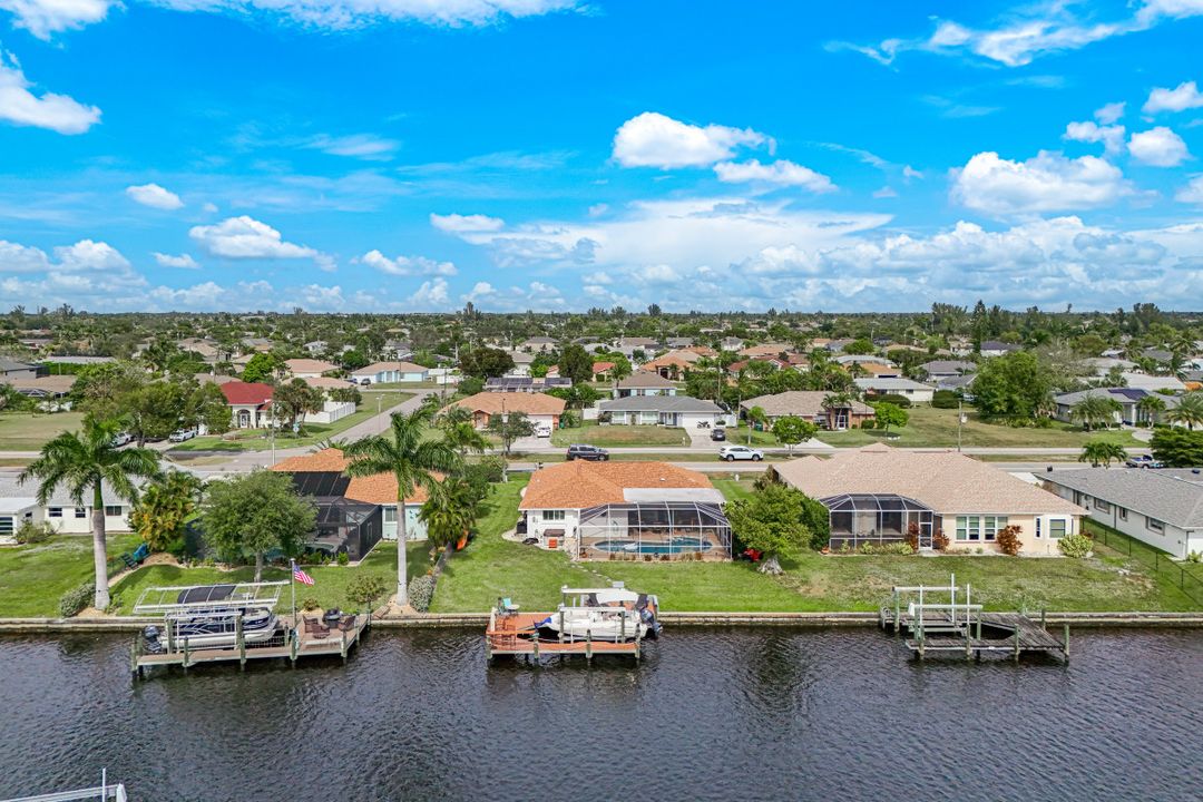 304 Kamal Pkwy, Cape Coral, FL 33904