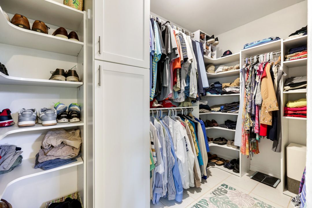 304 Kamal Pkwy, Cape Coral, FL 33904