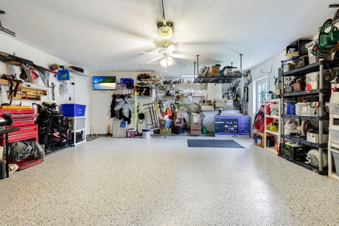 304 Kamal Pkwy, Cape Coral, FL 33904