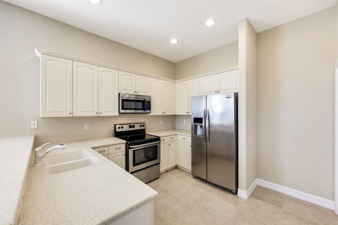 28251 L Burton Fletcher Ct, Bonita Springs, FL 34135