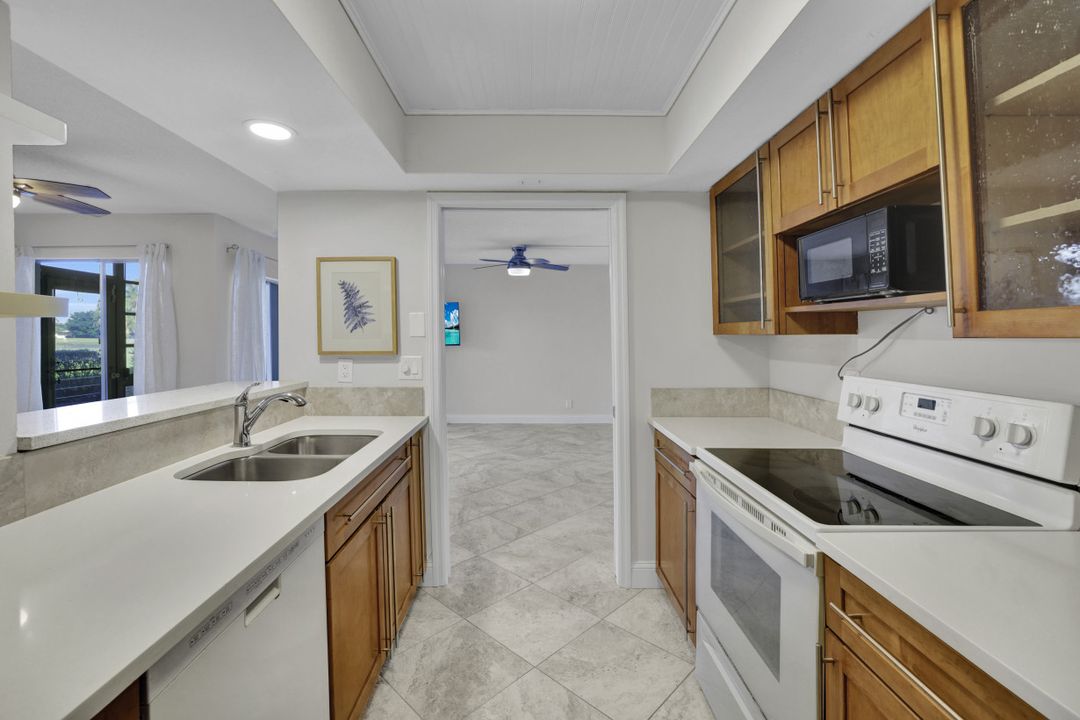 3655 Boca Ciega Dr #106, Naples, FL 34112