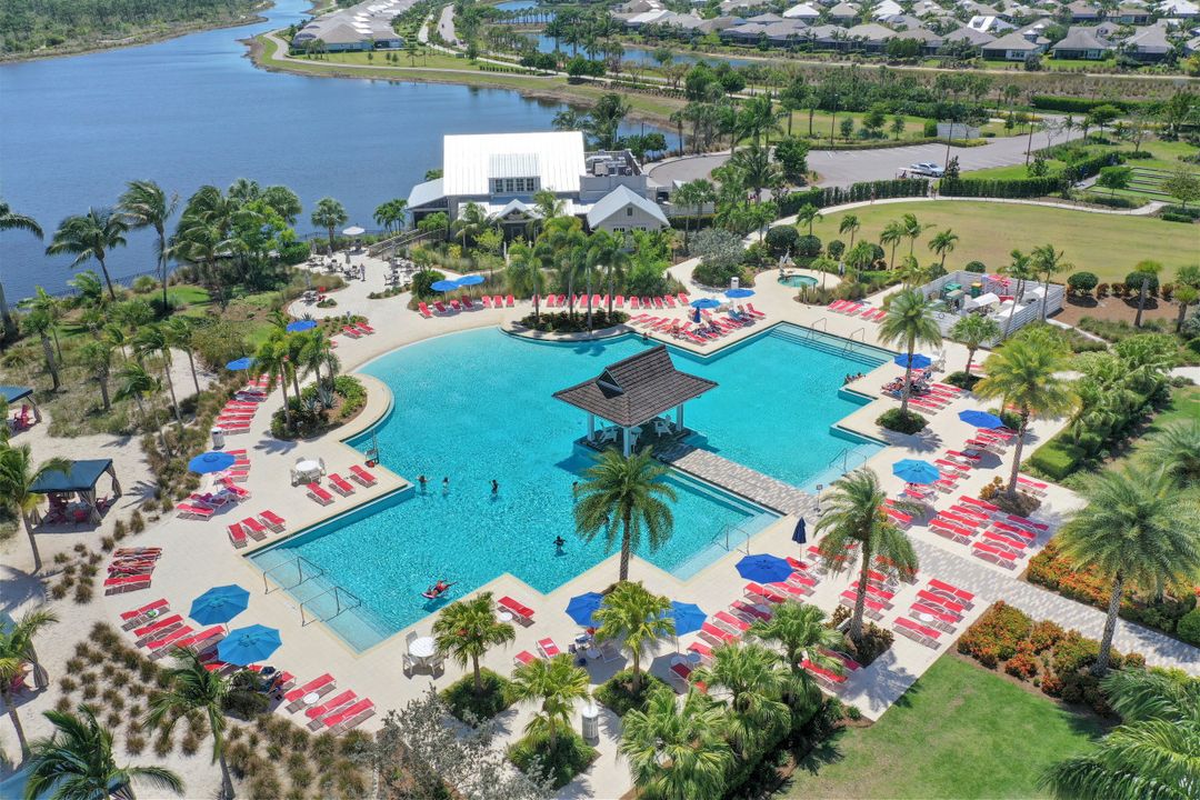 5802 Haiti Dr, Naples, FL 34112