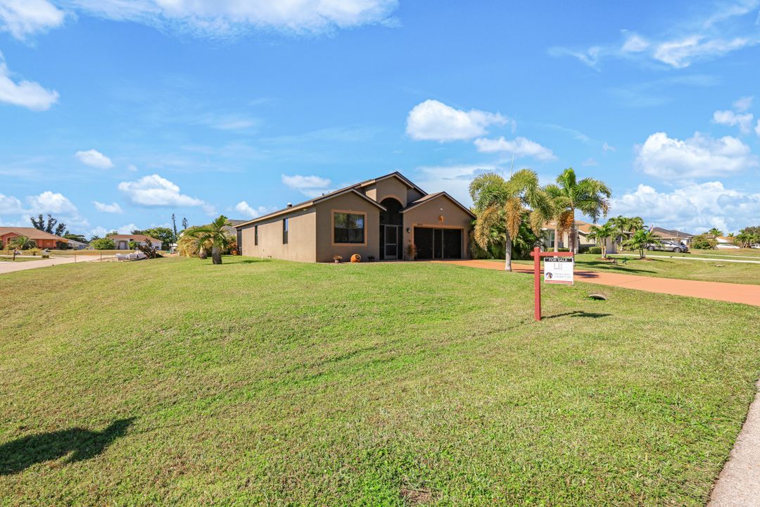 3014 SW 9th Pl, Cape Coral, FL 33914