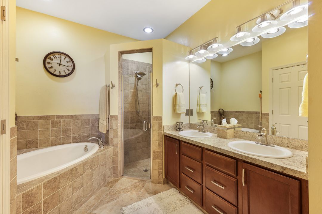 3014 SW 9th Pl, Cape Coral, FL 33914