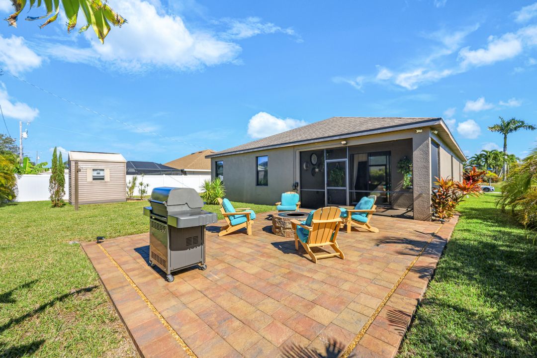 3014 SW 9th Pl, Cape Coral, FL 33914