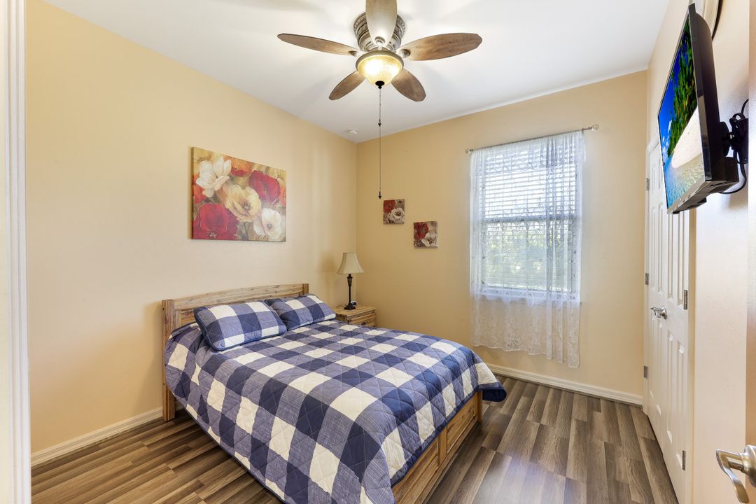 3014 SW 9th Pl, Cape Coral, FL 33914