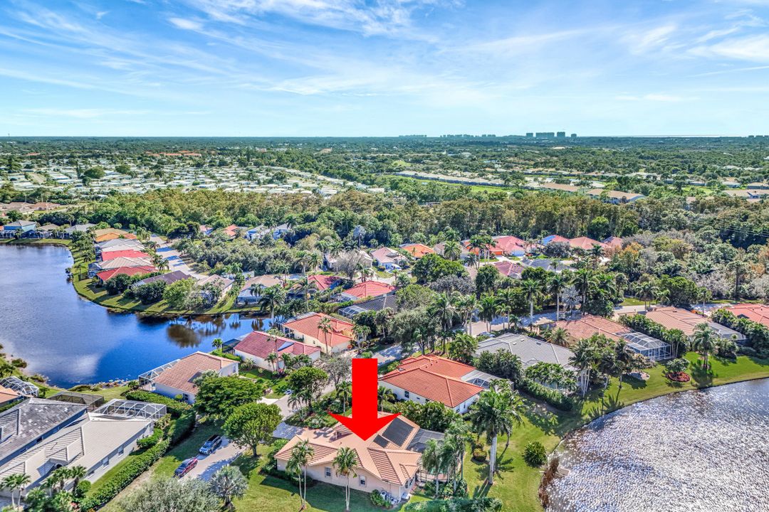 9471 Cedar Creek Dr, Bonita Springs, FL 34135