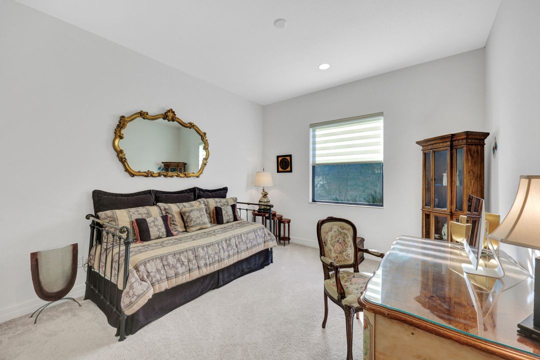 11725 Stonecreek Cir, Fort Myers, FL 33913