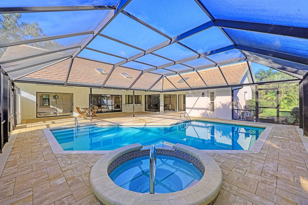 12530 Woodtimber Ln, Fort Myers, FL 33913
