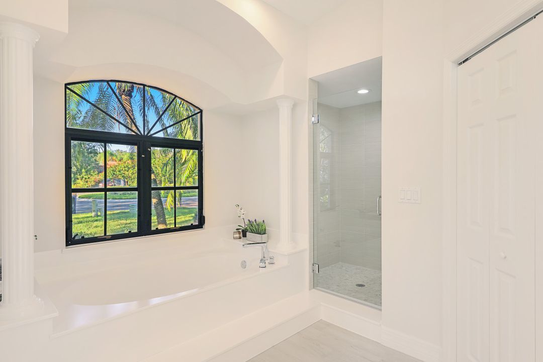 12530 Woodtimber Ln, Fort Myers, FL 33913