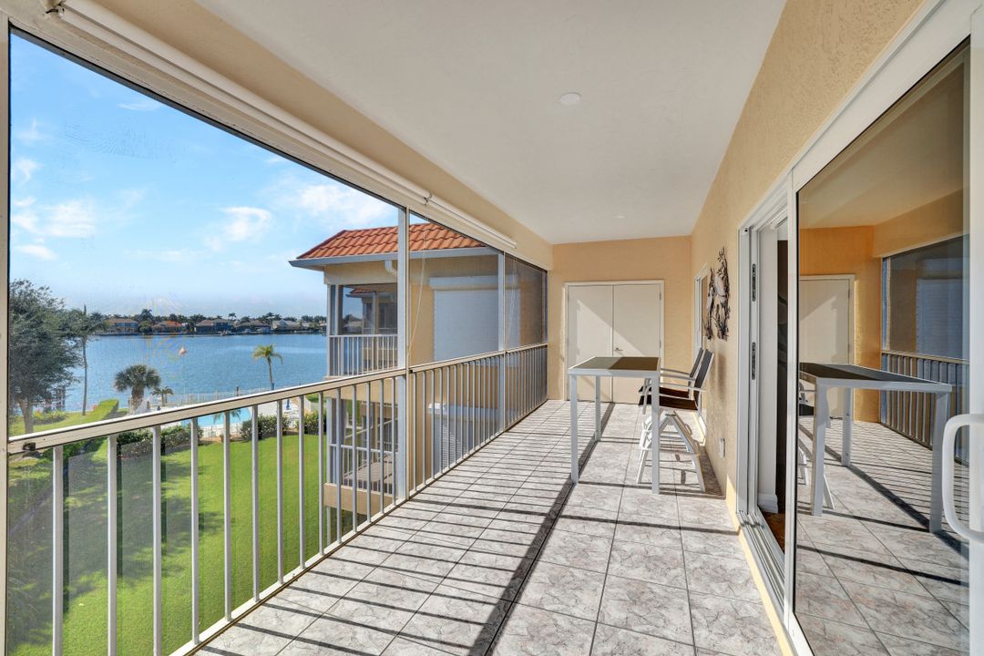 816 W Elkcam Cir #301, Marco Island, FL 34145