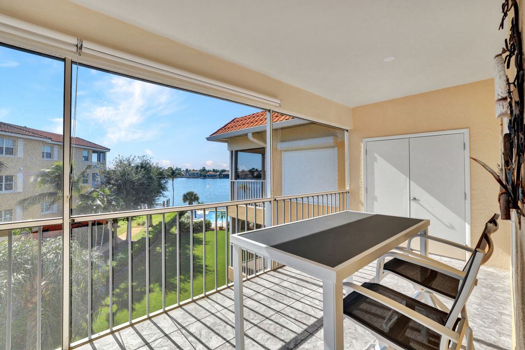 816 W Elkcam Cir #301, Marco Island, FL 34145