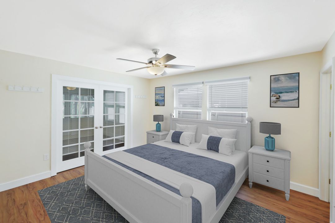 825 93rd Ave N, Naples, FL 34108