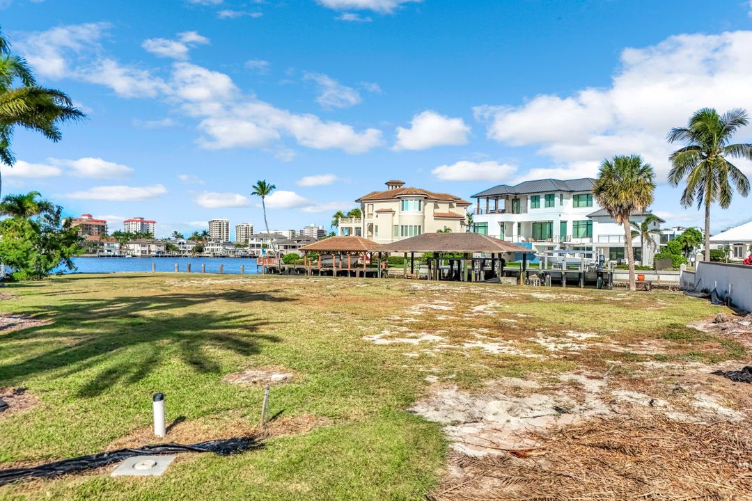 357 Germain Ave, Naples, FL 34108