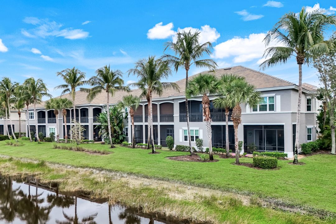 9225 Museo Cir  #103, Naples, FL 34114