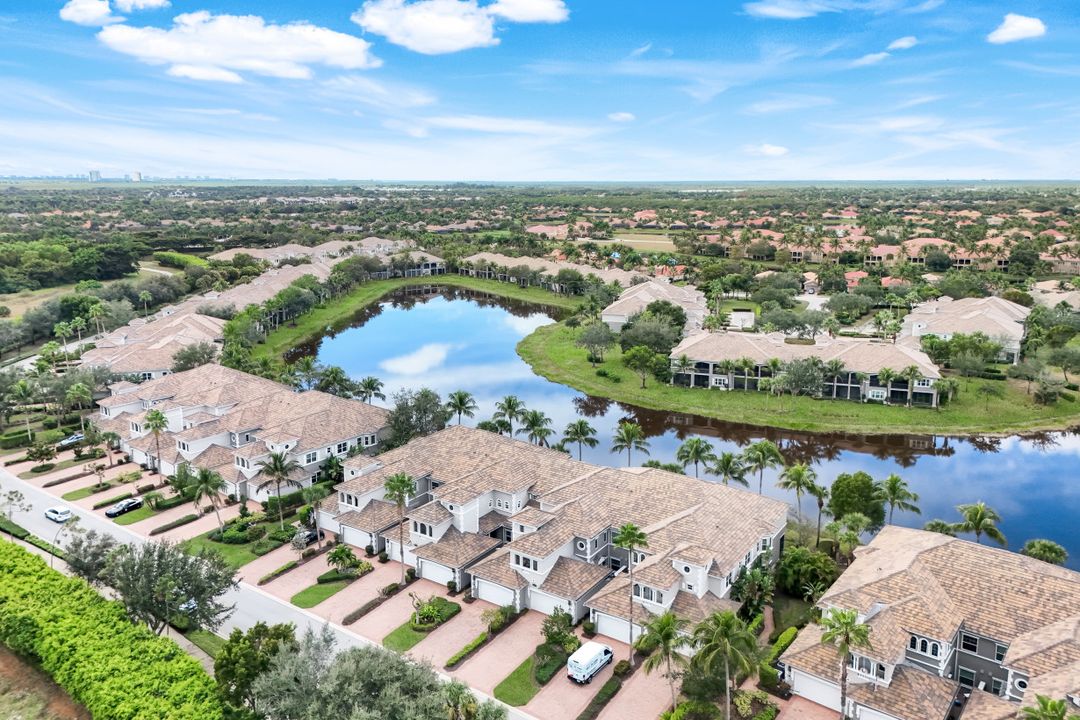 9225 Museo Cir  #103, Naples, FL 34114