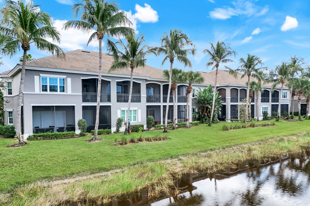 9225 Museo Cir  #103, Naples, FL 34114