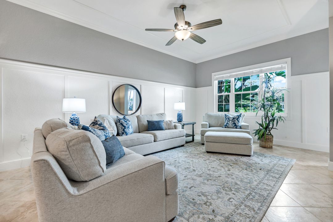 9225 Museo Cir  #103, Naples, FL 34114