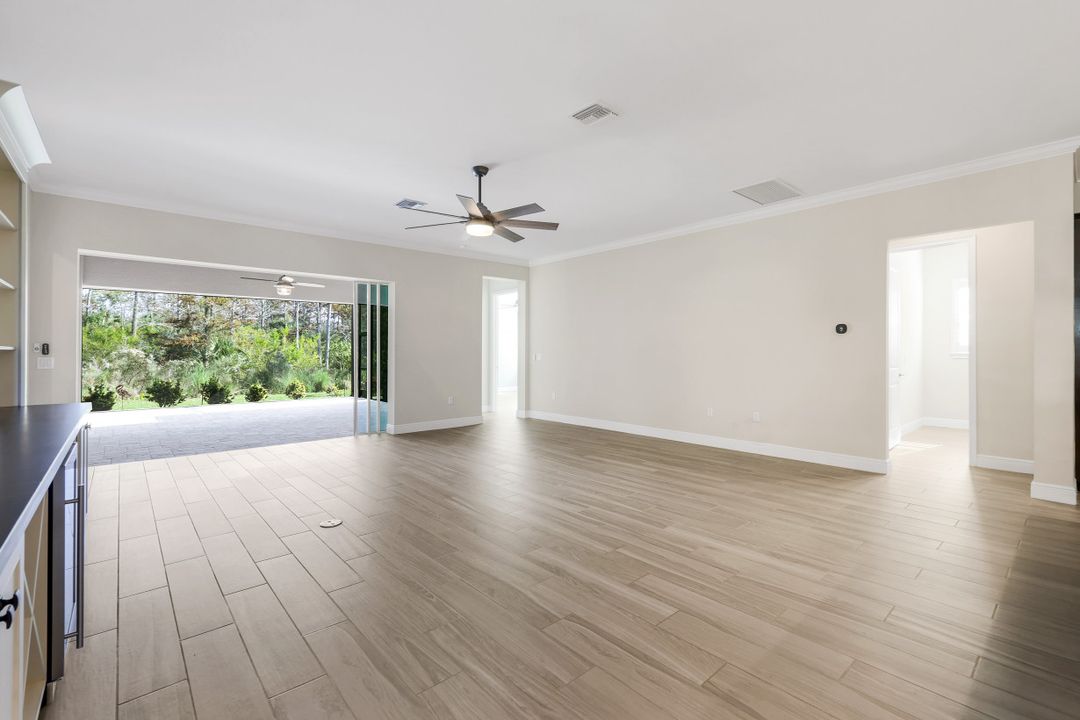 3837 Helmsman Dr, Naples, FL 34120