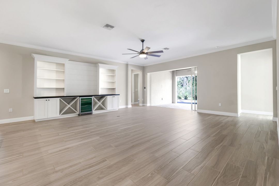 3837 Helmsman Dr, Naples, FL 34120