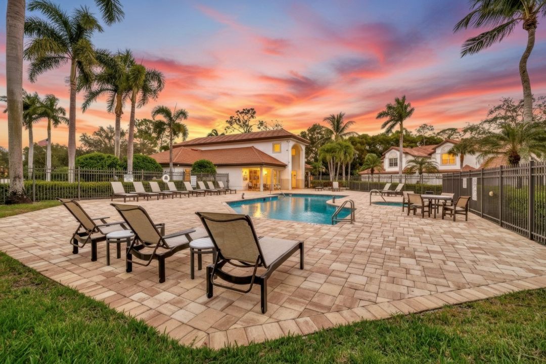 2540 Talon Ct #504, Naples, FL 34105