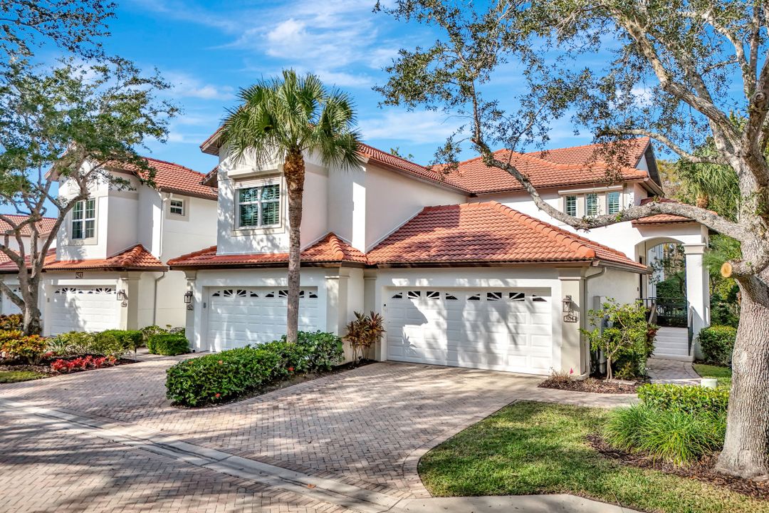 2540 Talon Ct #504, Naples, FL 34105