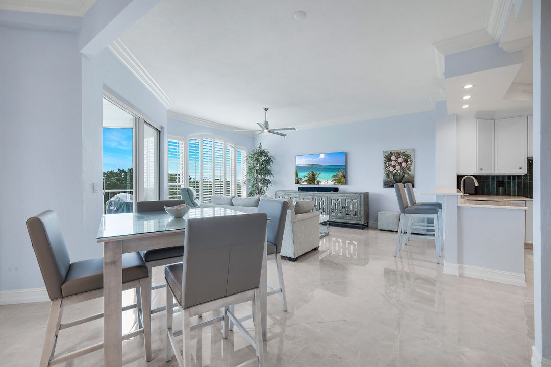 4811 Island Pond Ct #302, Bonita Springs, FL 34134