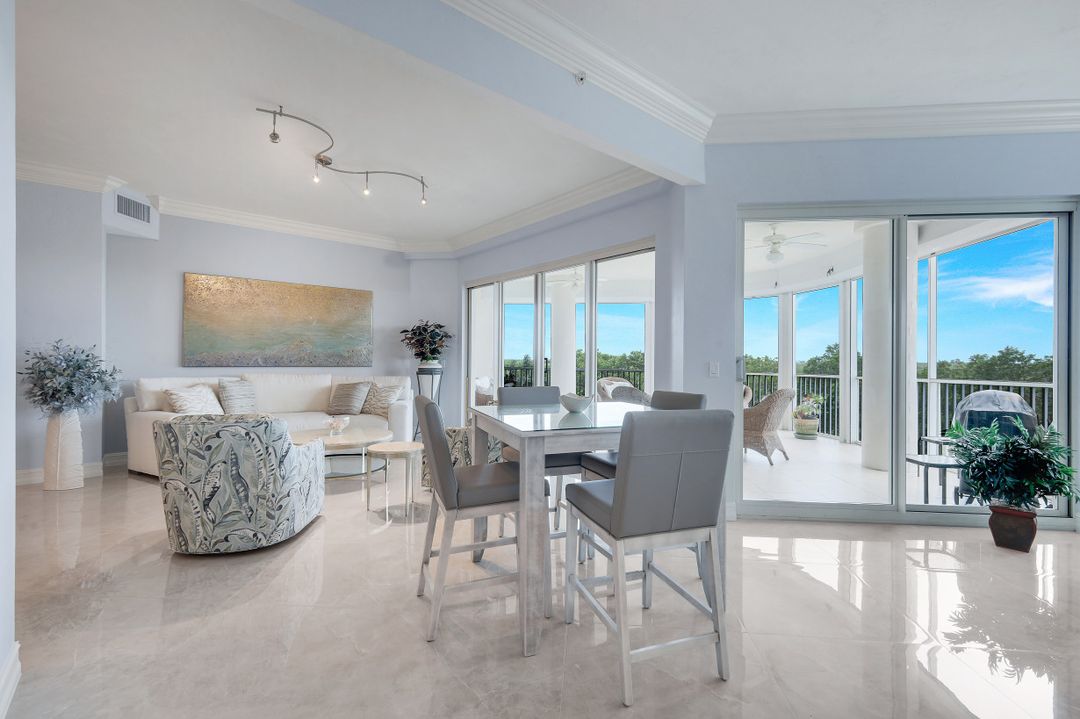 4811 Island Pond Ct #302, Bonita Springs, FL 34134