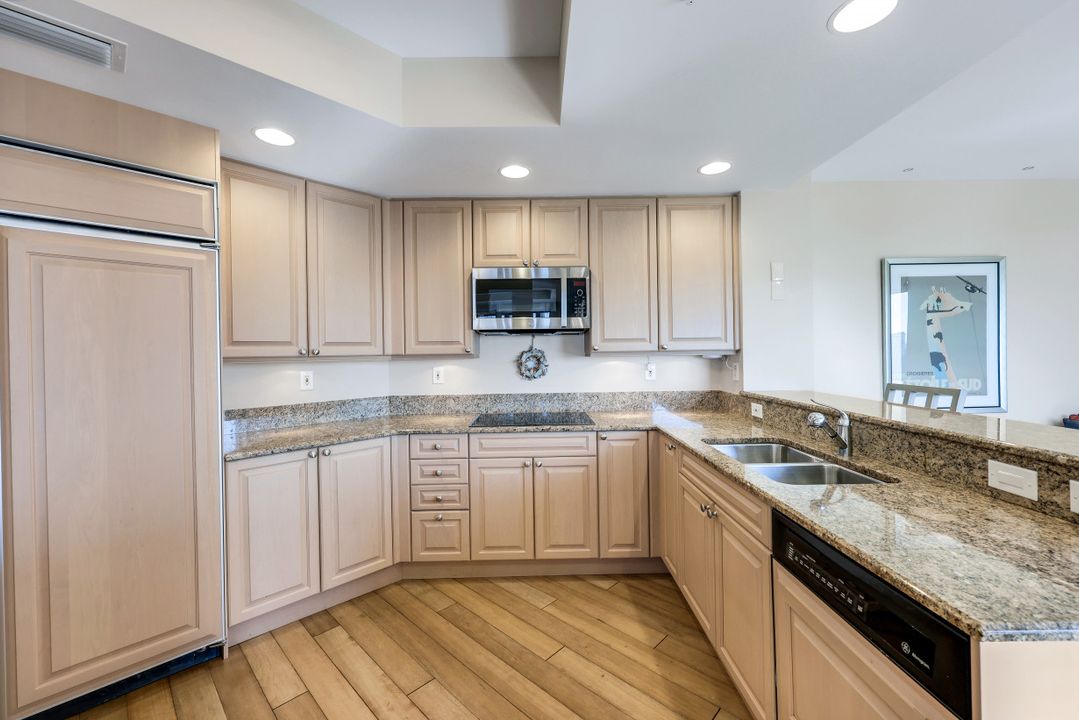 4801 Bonita Bay Blvd #1201, Bonita Springs, FL 34134