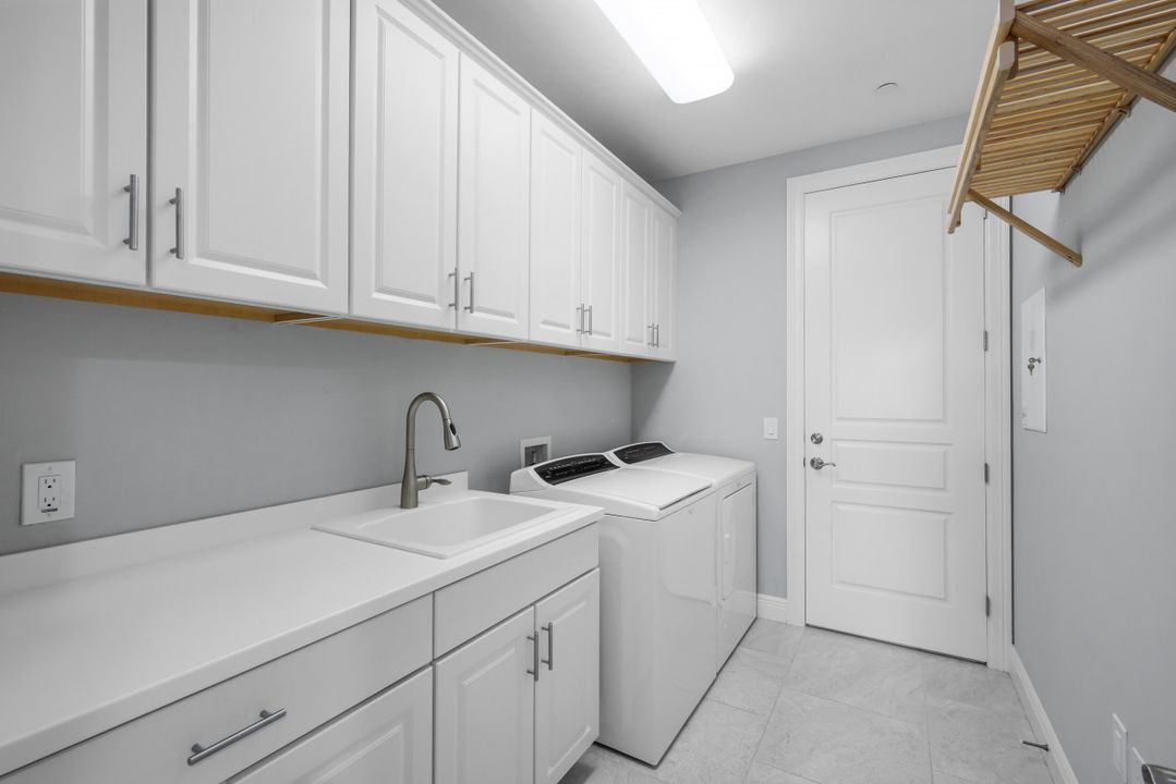 16436 Carrara Way #5-101, Naples, FL 34110