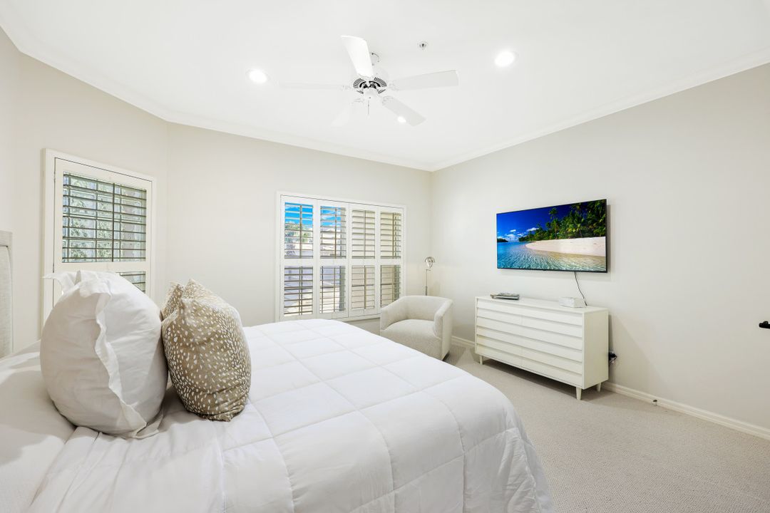 26260 Devonshire Ct #201, Bonita Springs, FL 34134