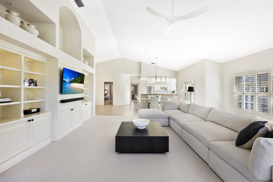 26260 Devonshire Ct #201, Bonita Springs, FL 34134