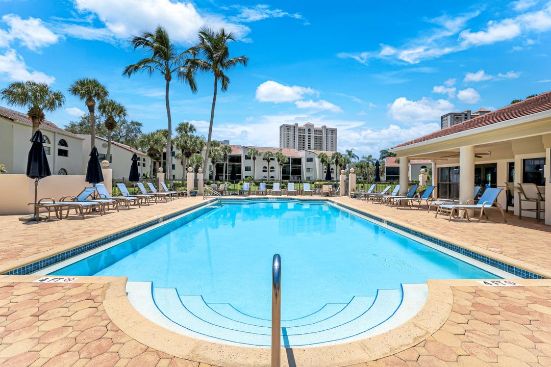 6500 Valen Way #A-305, Naples, FL 34108