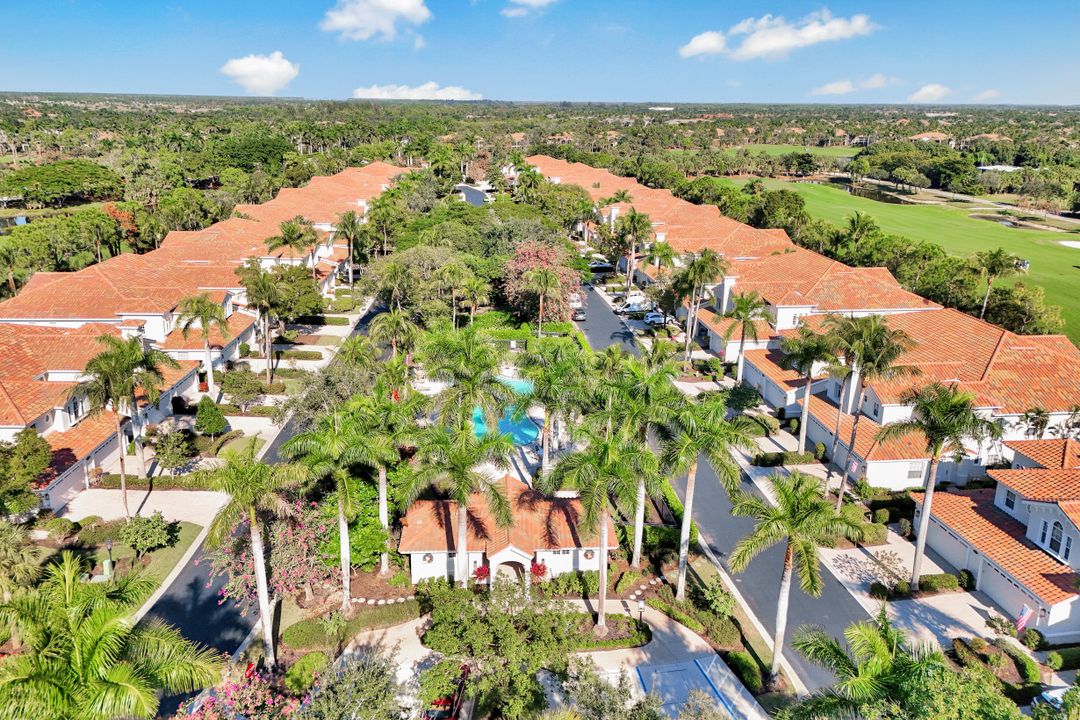 9002 Cascada Way #102, Naples, FL 34114